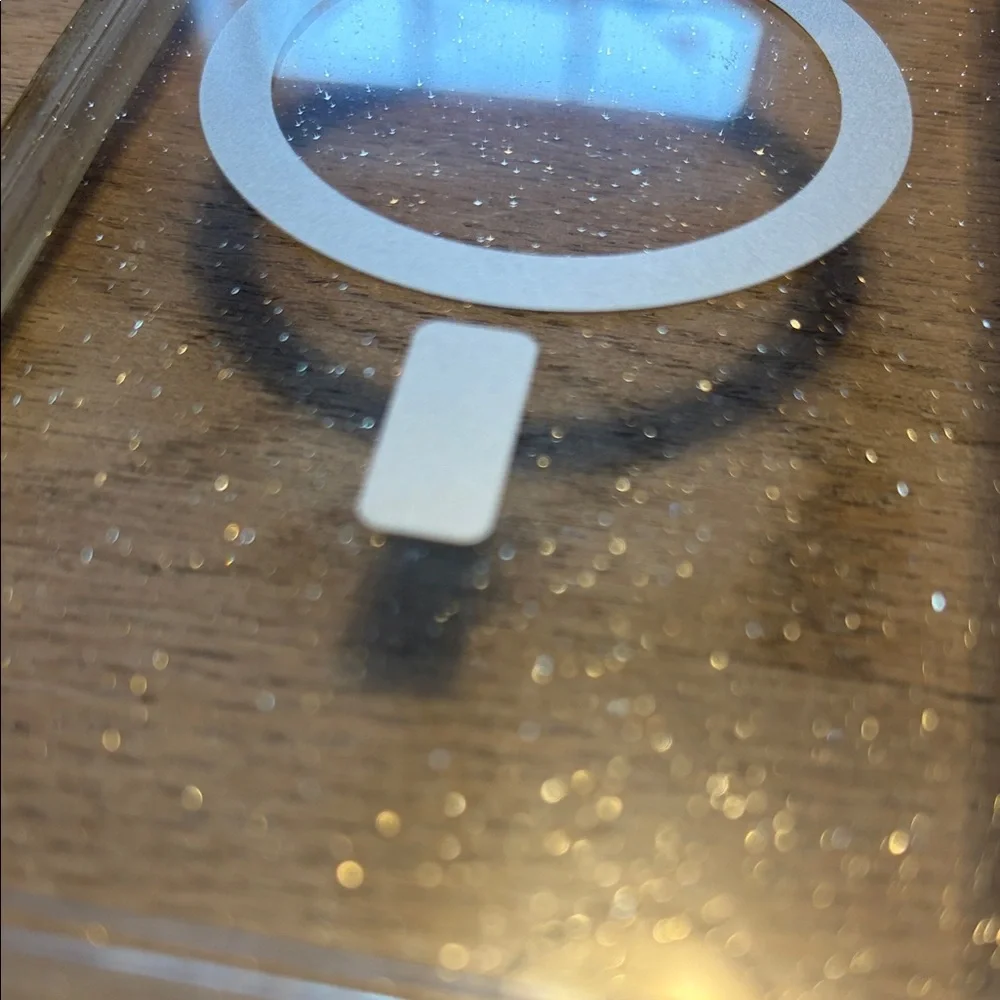 OTTERBOX | iPhone 14 Pro Max Symmetry Series+ Clear Case for MagSafe - Picture 5 of 10